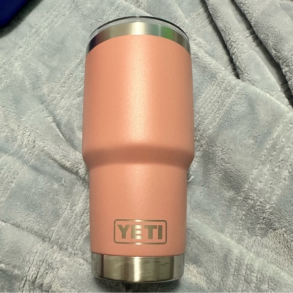Yeti tumbler 30oz - Picture 7 of 7